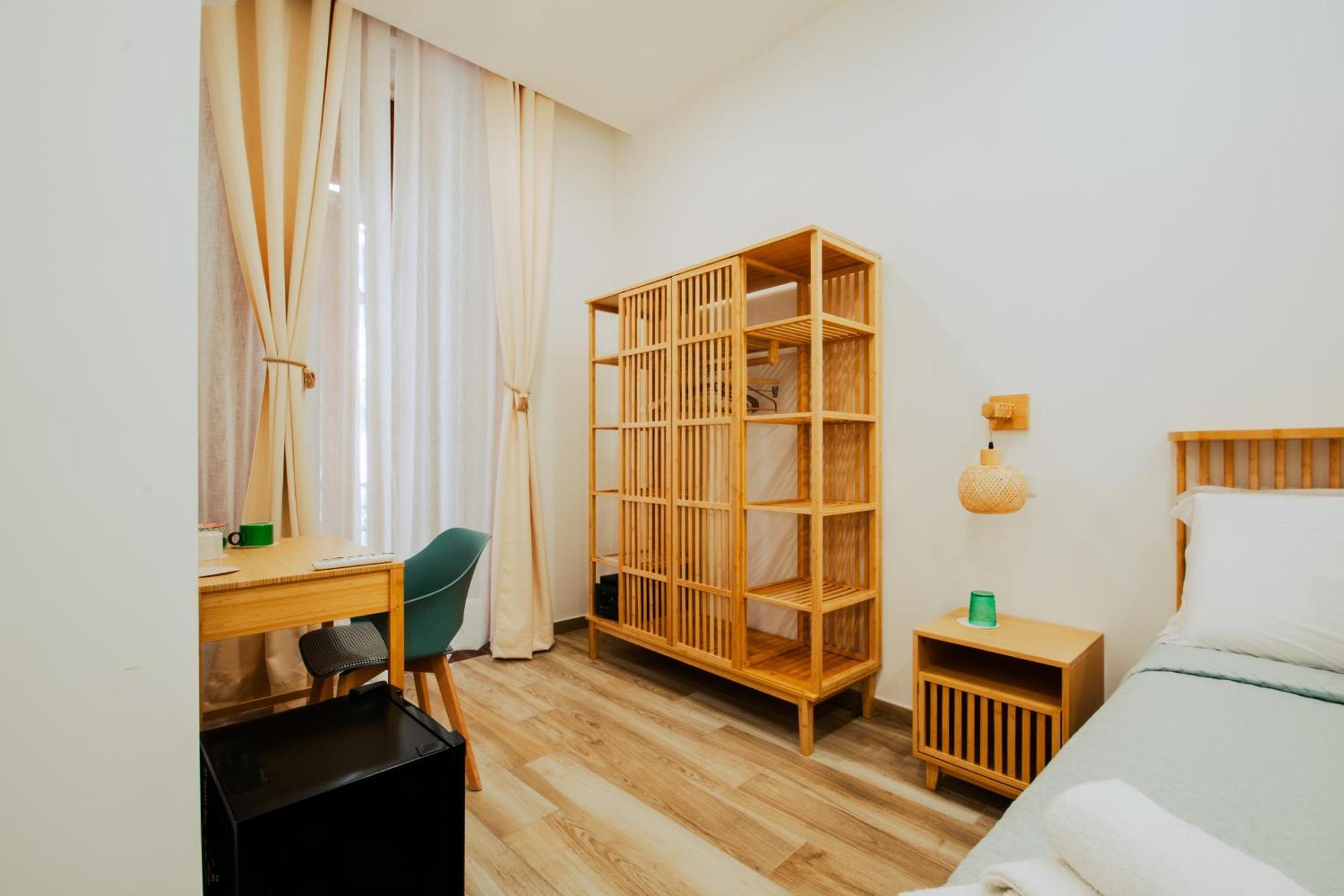 Lara's By I Borbone Guest house Naples