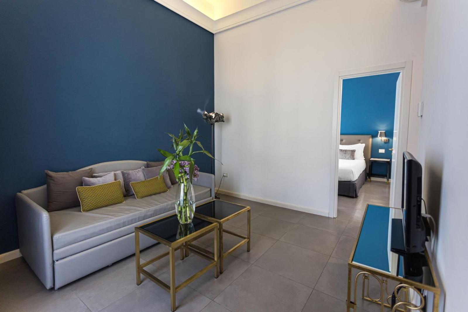 Boutique Metro 900 Hotel