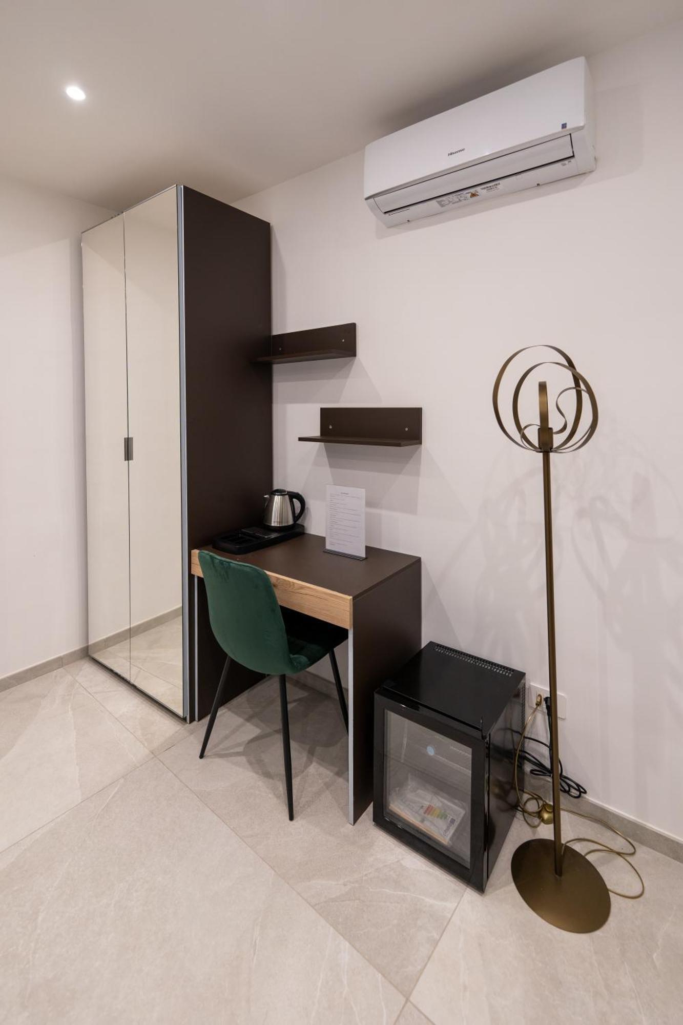 Gaudioso Center Apartment Naples