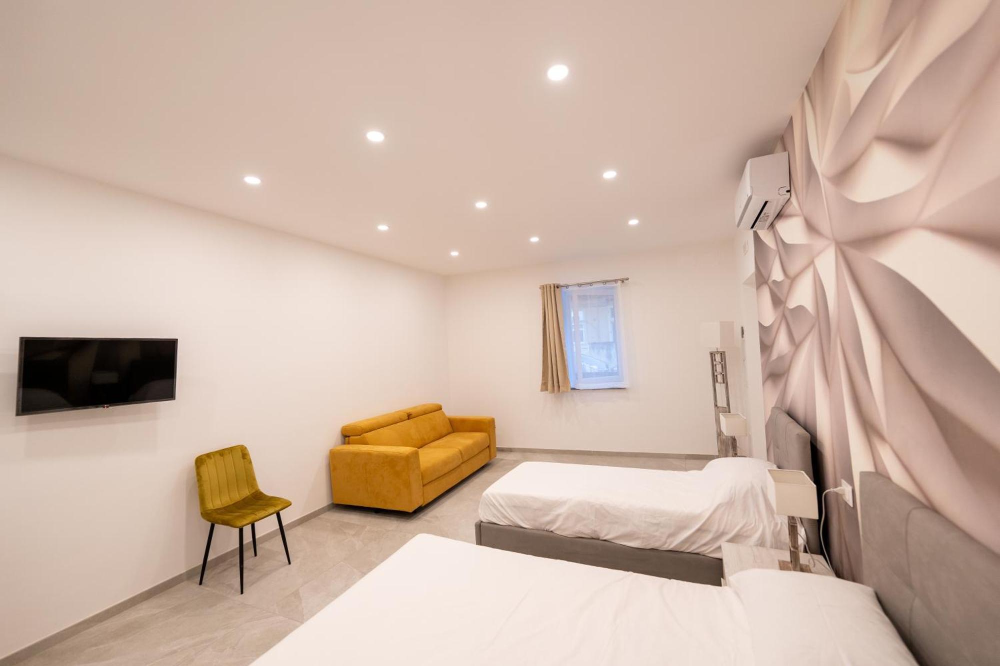 Gaudioso Center Apartment Naples