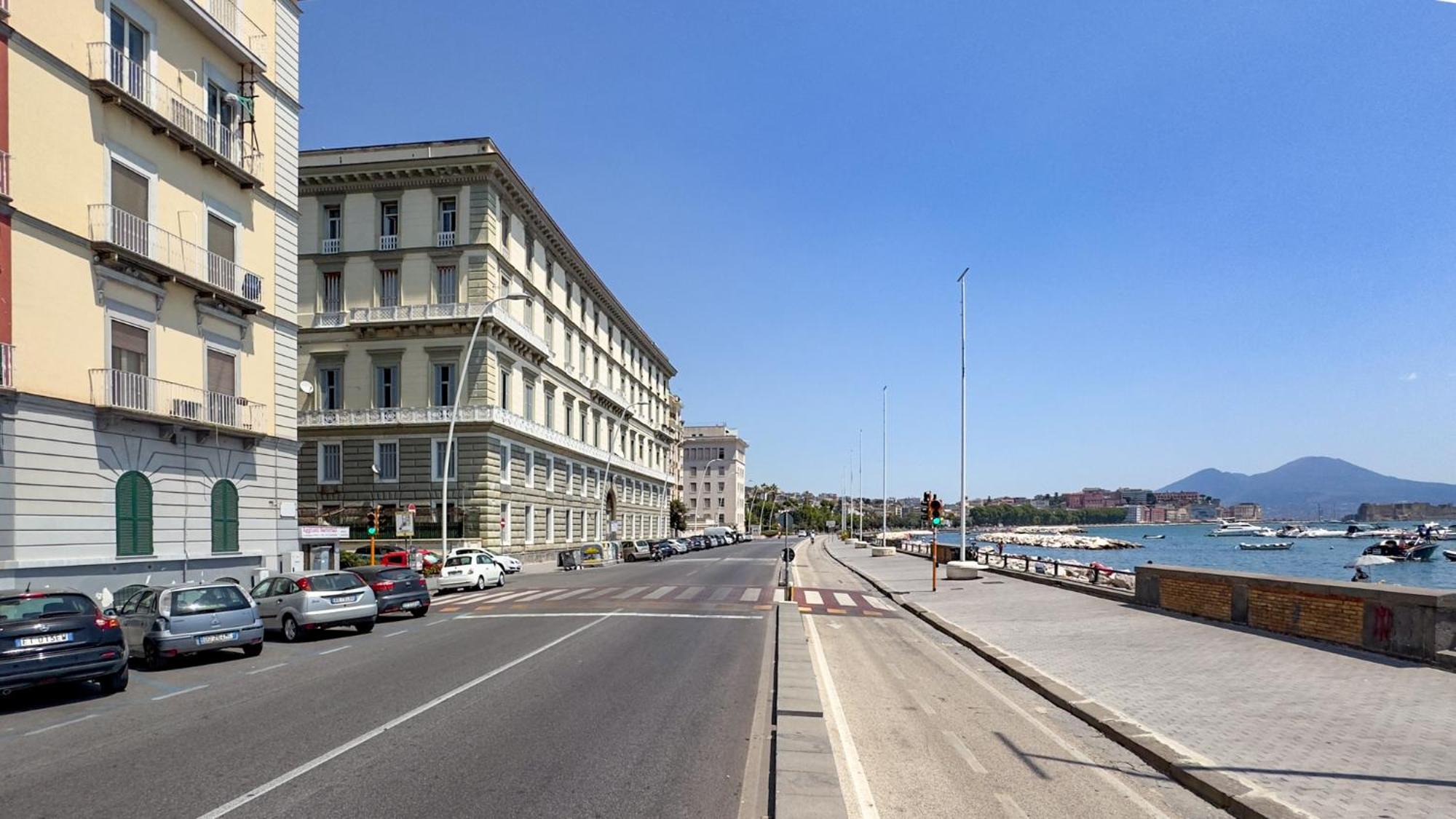 Galiani 20 * Naples