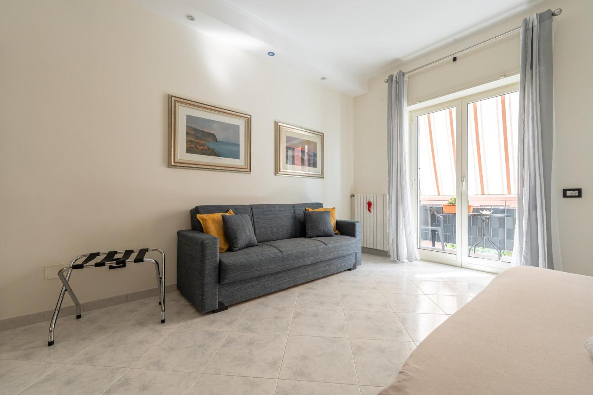 Interno27 Naples