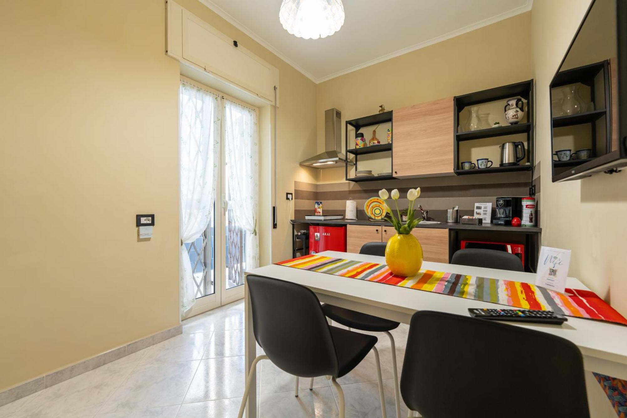 Interno27 * Naples