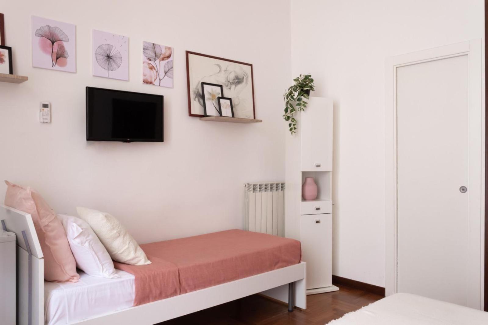 Pomodoro Ac Bed & Breakfast Naples