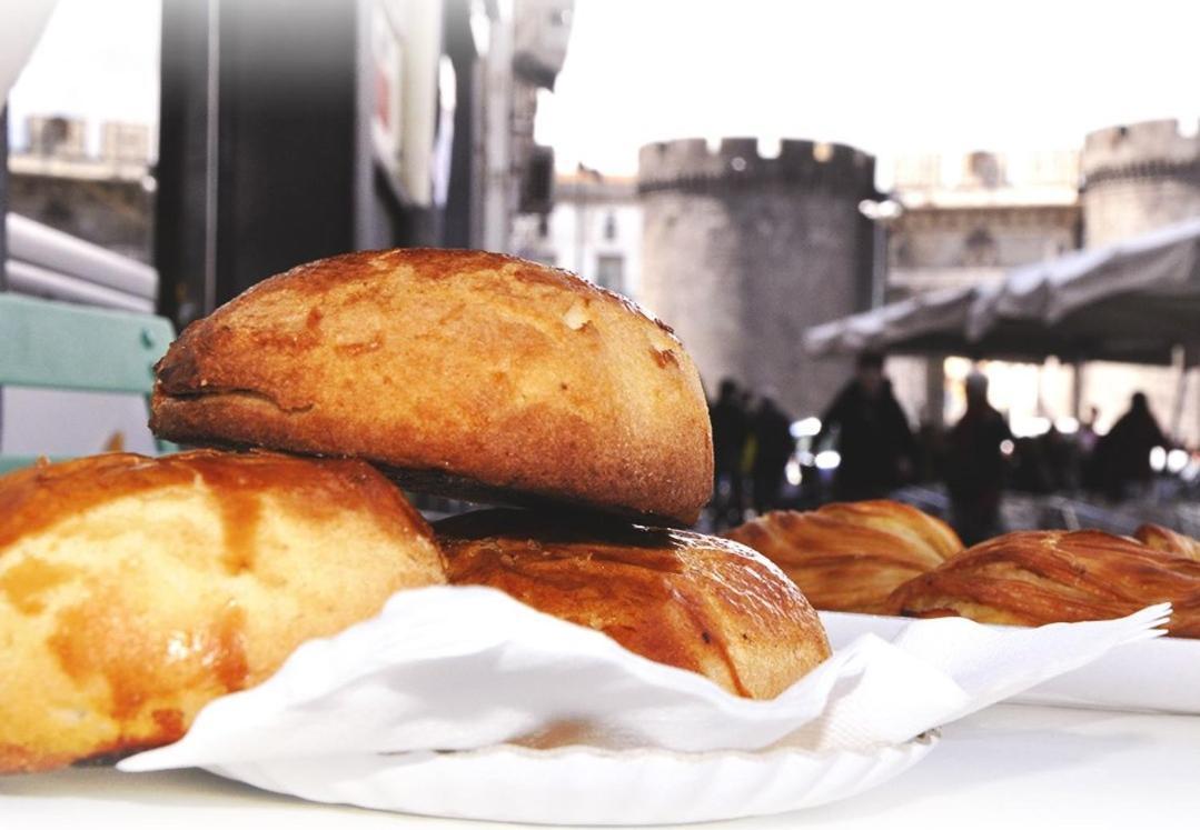 Brighter's * Naples