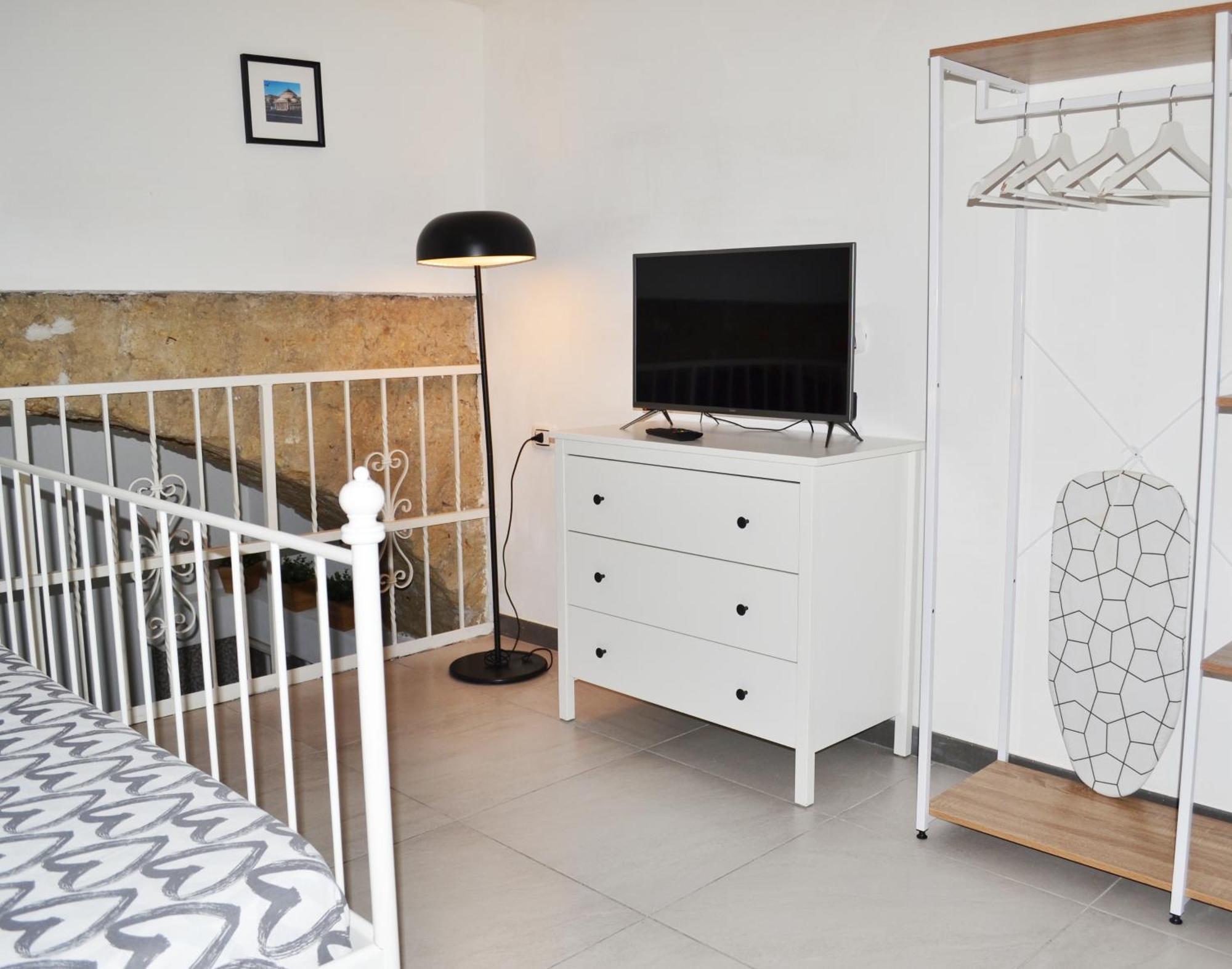 Apartment Gianni's Spaccanapoli Naples