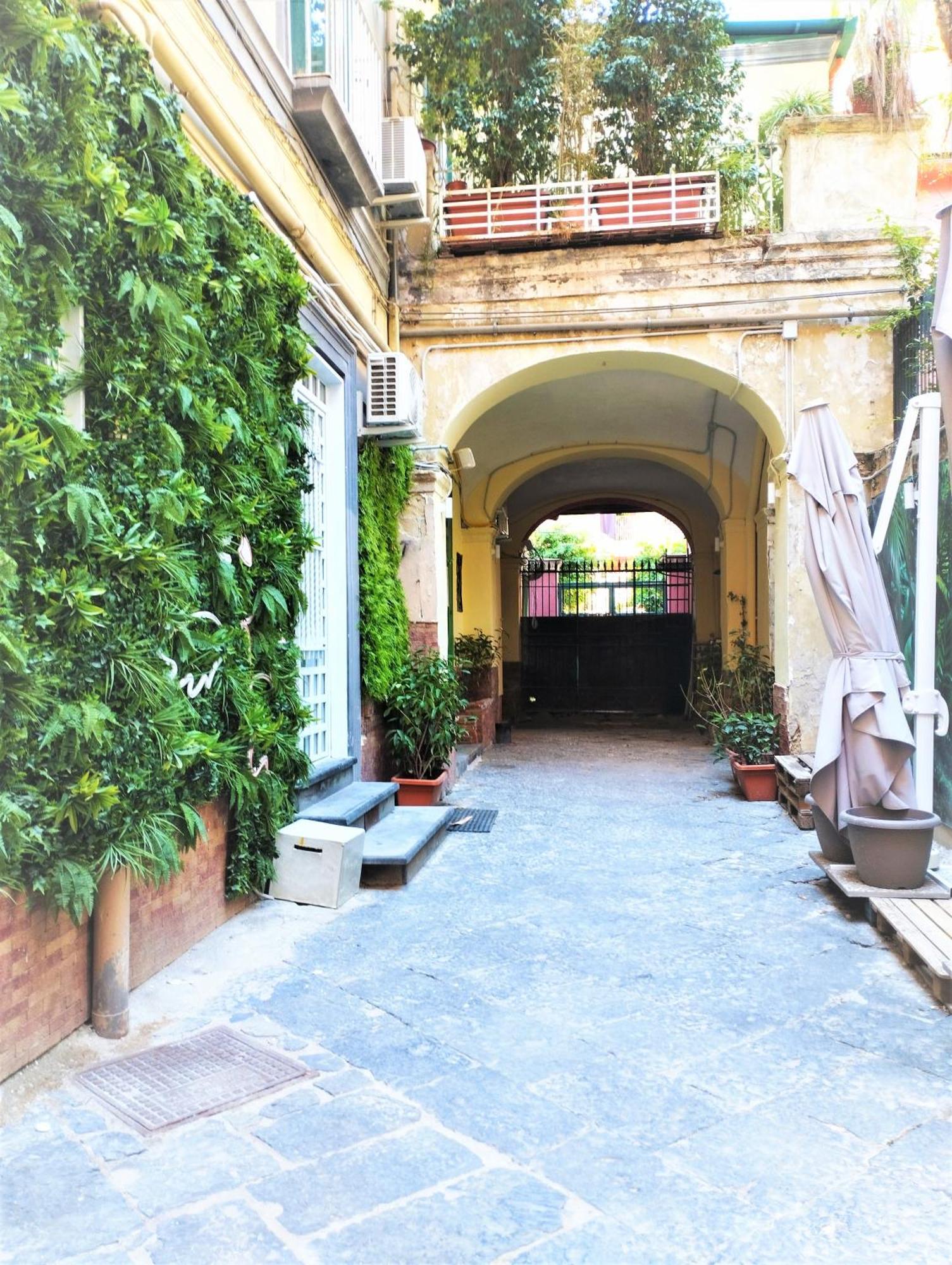 E Bausan Aparthotel Naples