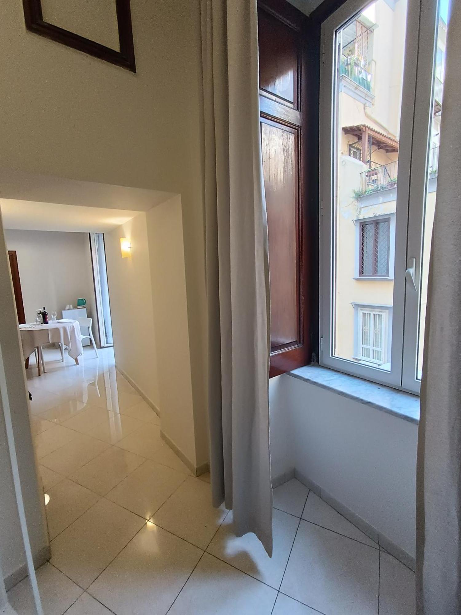 Residenza Geri - And Centro * Naples