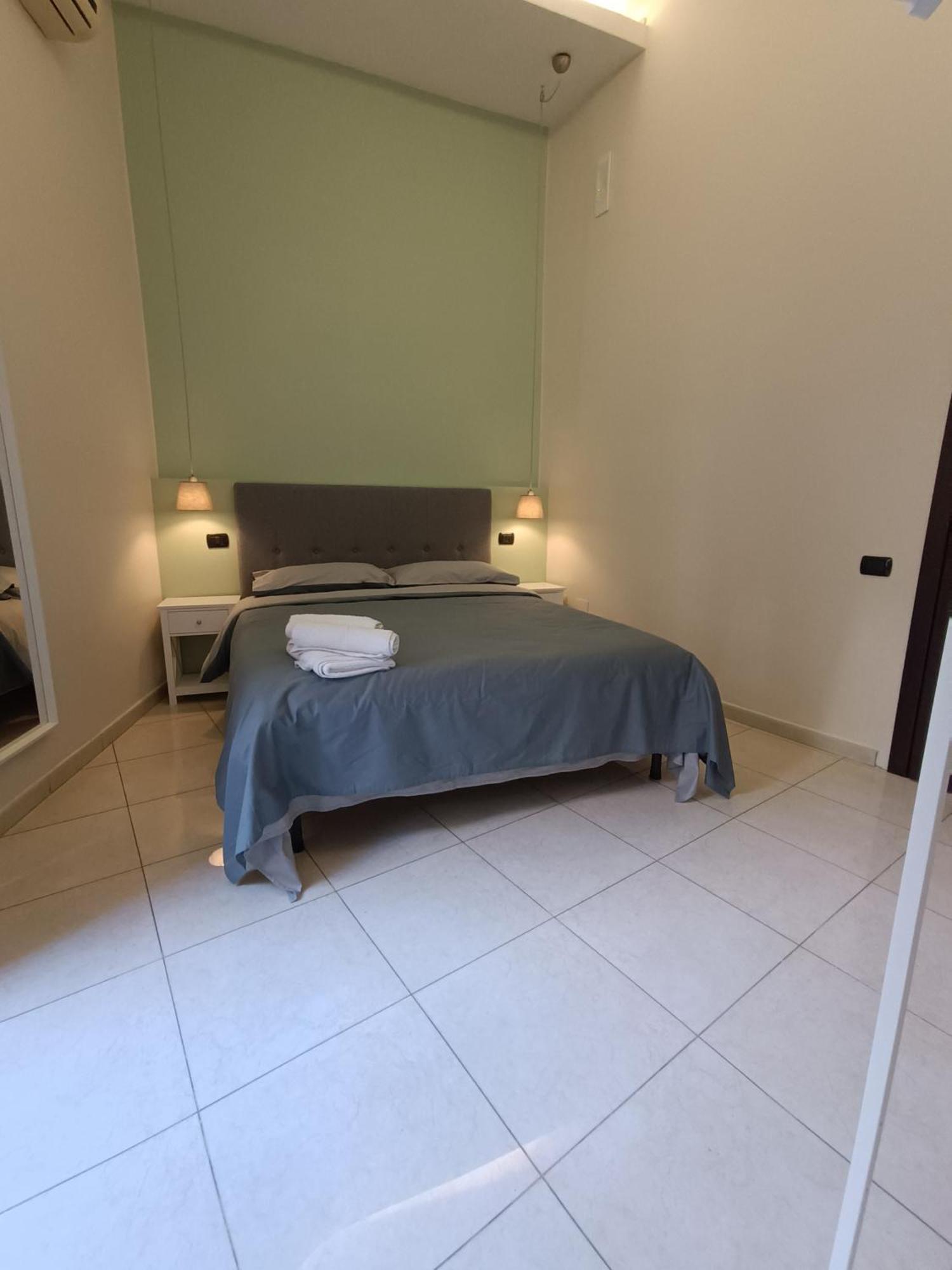 Residenza Geri - And Centro Bed & Breakfast
