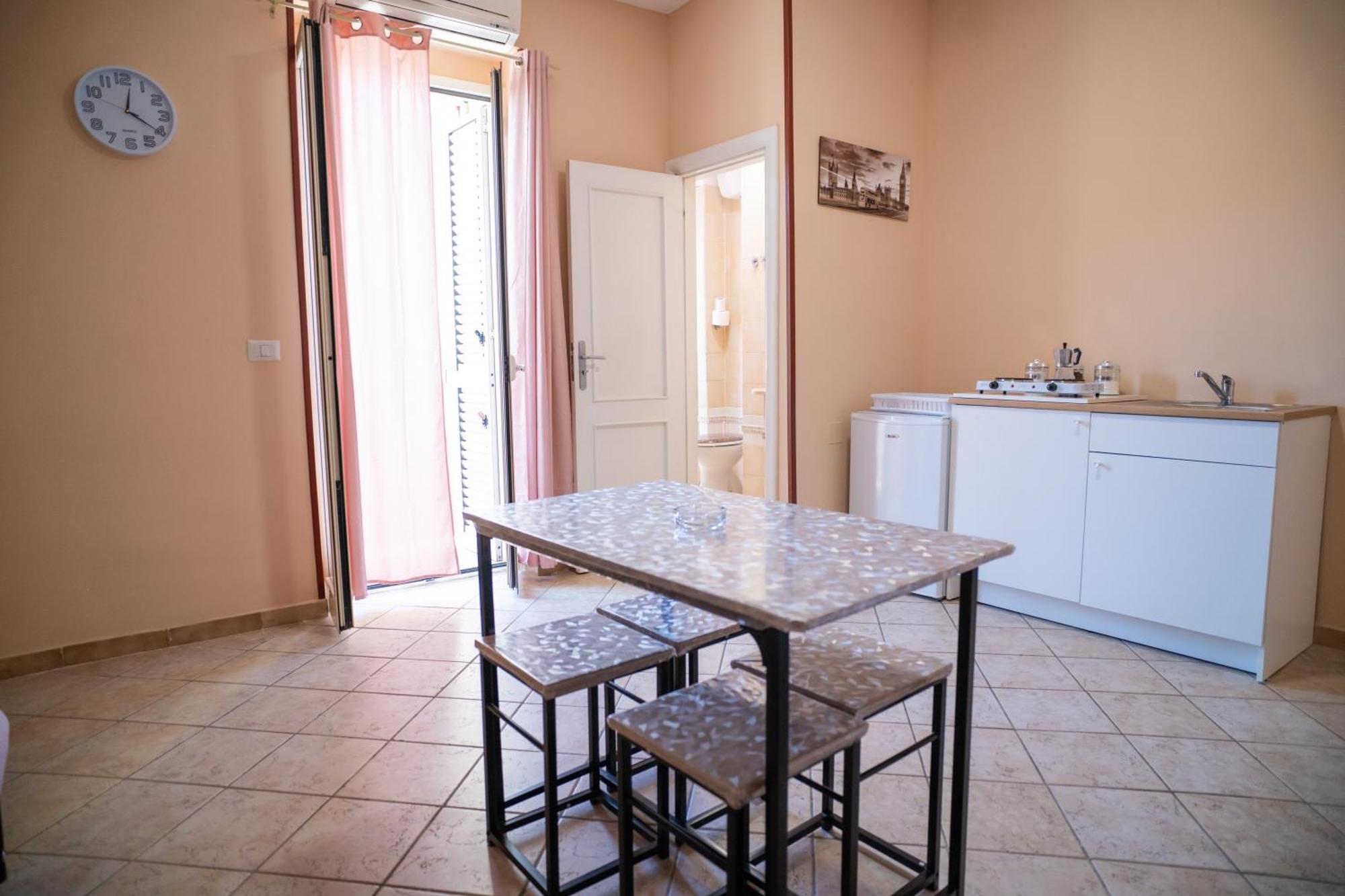 Holiday home Capodichino 127-11