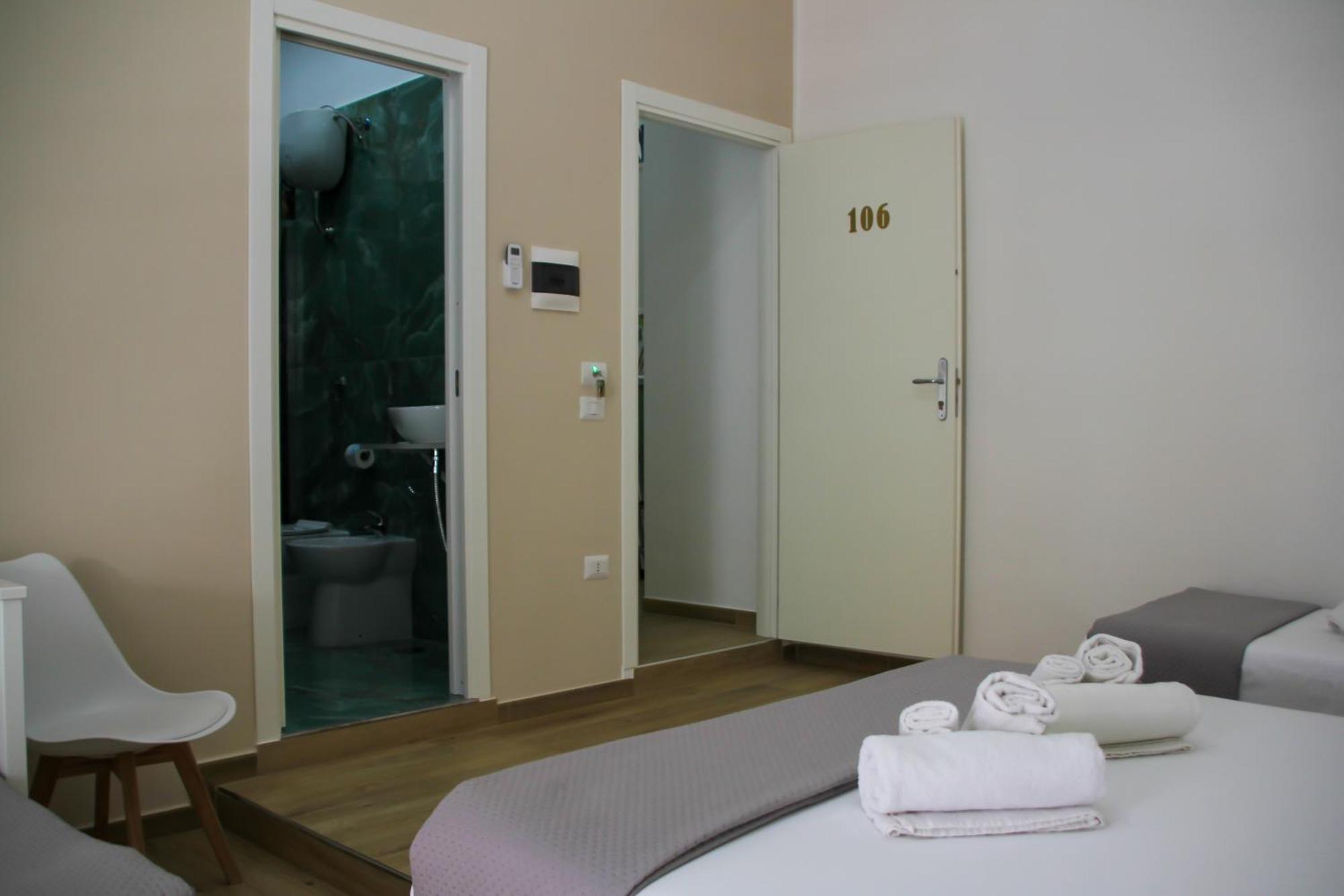 Guest house Vpm Train Station Naples