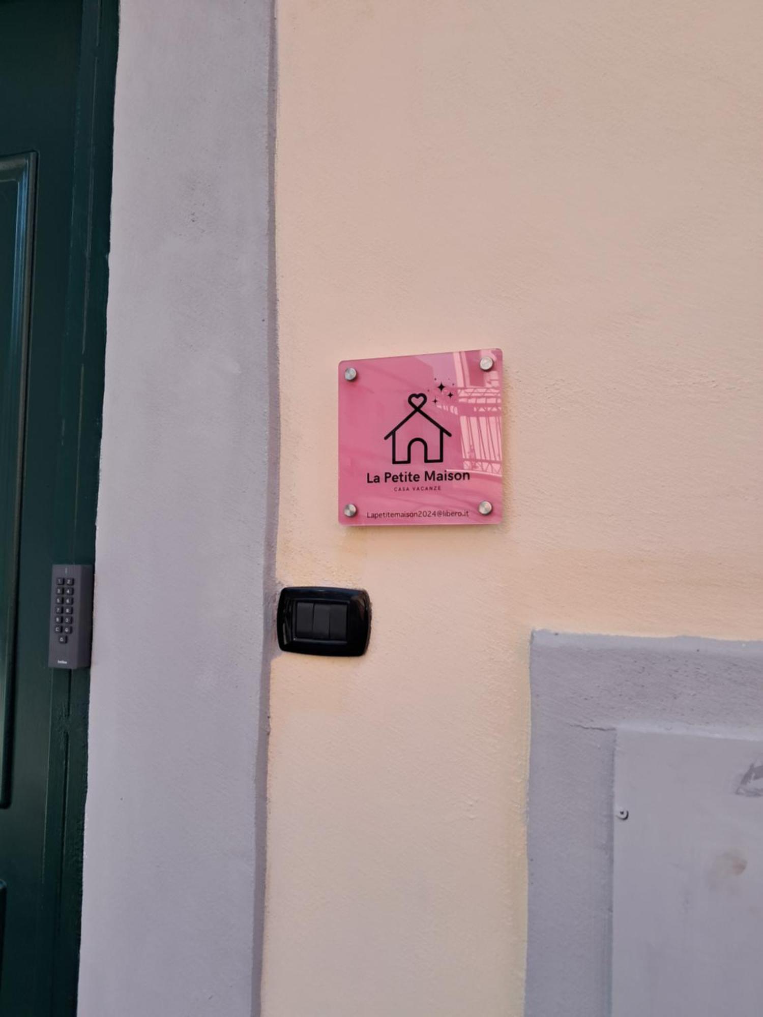 La Petite Maison * Naples