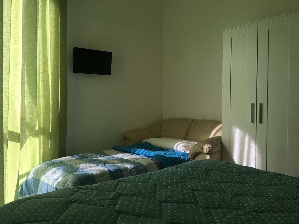 Guest house Floor Rentrooms