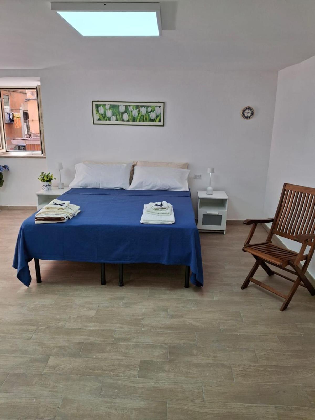 Salvatore Tommasi 43 Centro Storico Apartment *