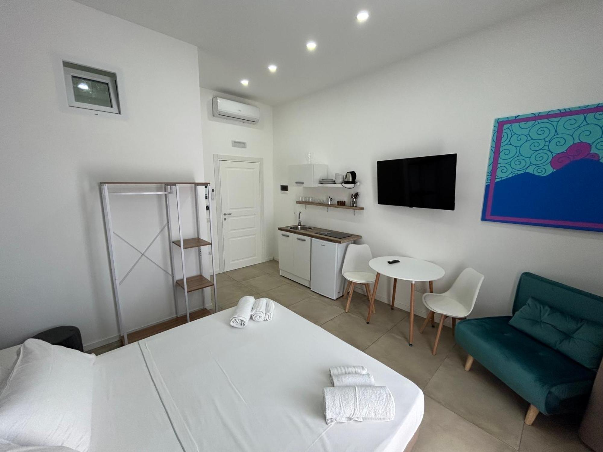 Enjoy Guest house *