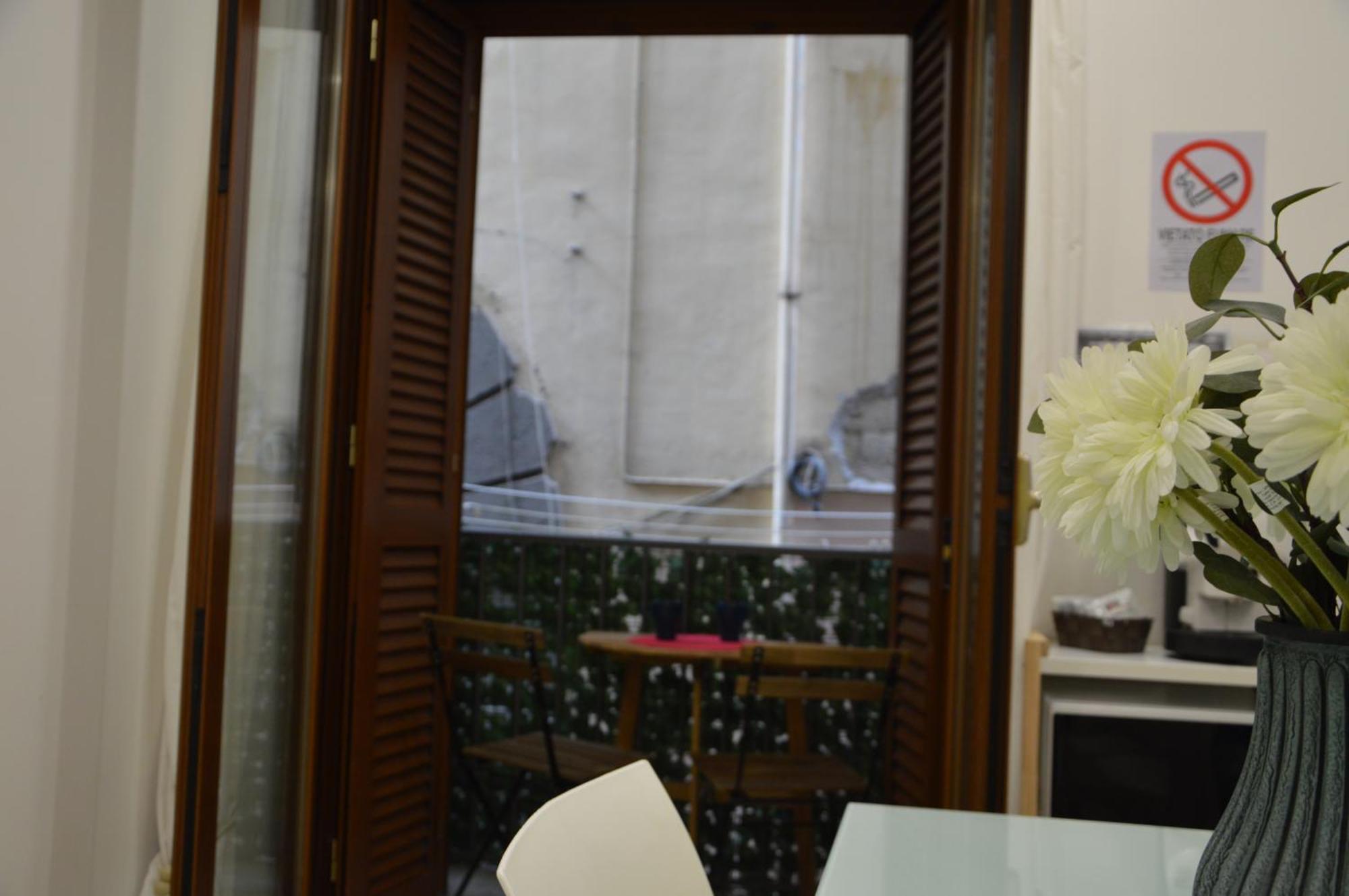 Bed & Breakfast House Vico Lungo A Toledo Naples