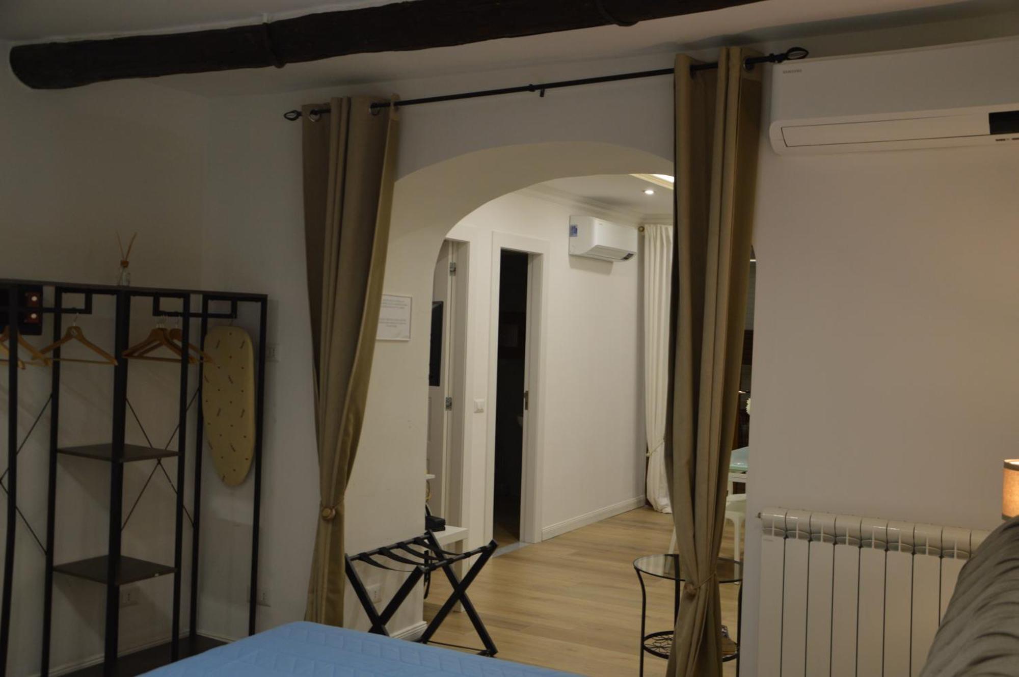 House Vico Lungo A Toledo Bed & Breakfast Naples