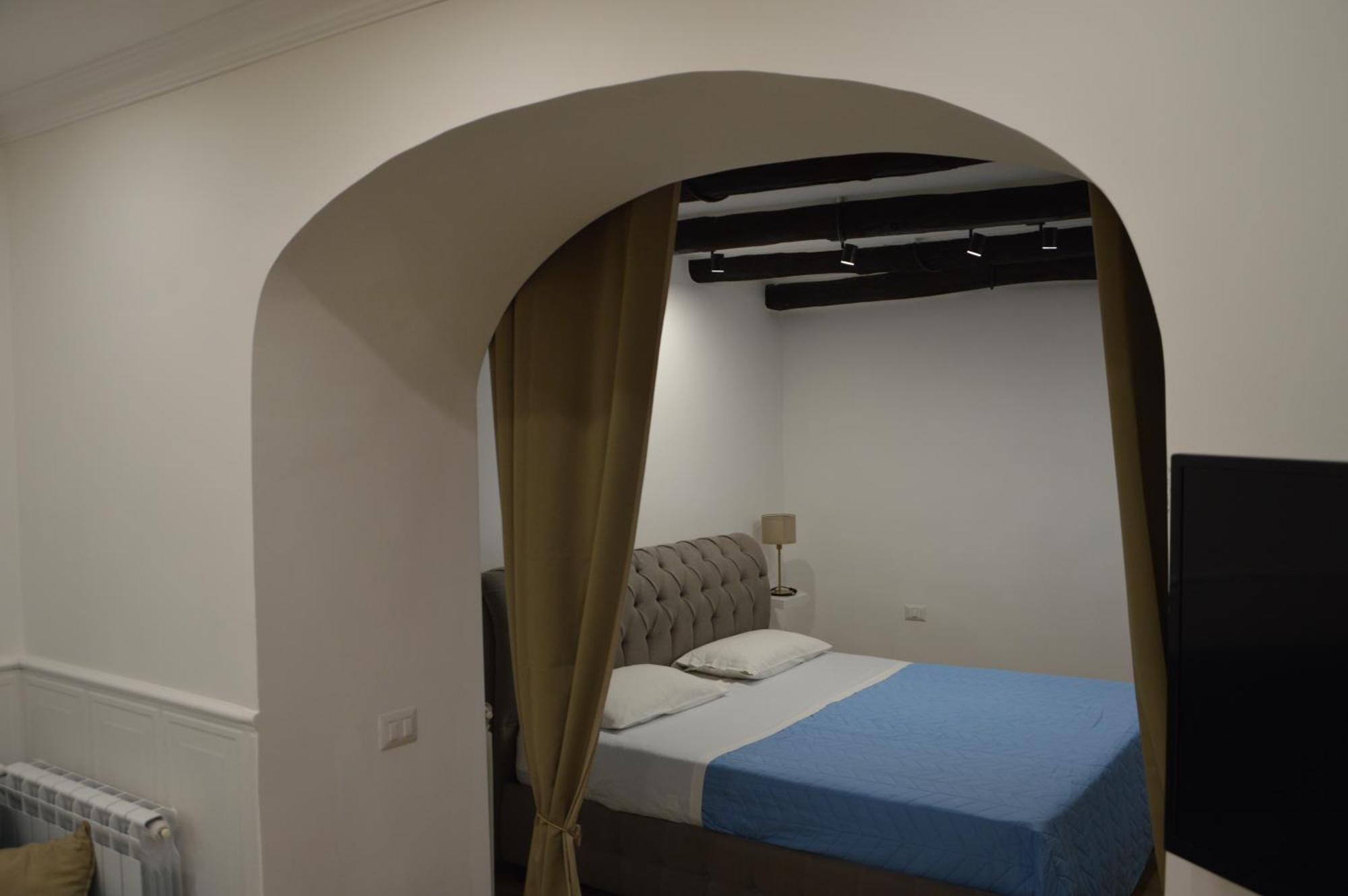 Bed & Breakfast House Vico Lungo A Toledo *