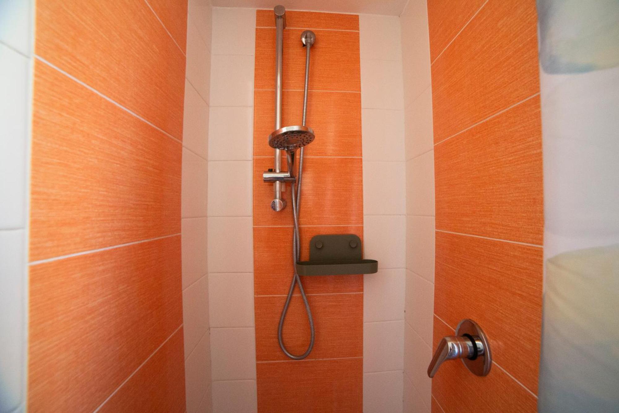 Etnuvio, Double In Bed & Breakfast Naples