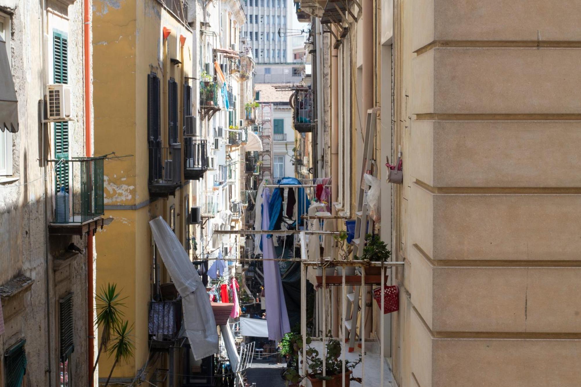 Il Vicoletto A Toledo * Naples