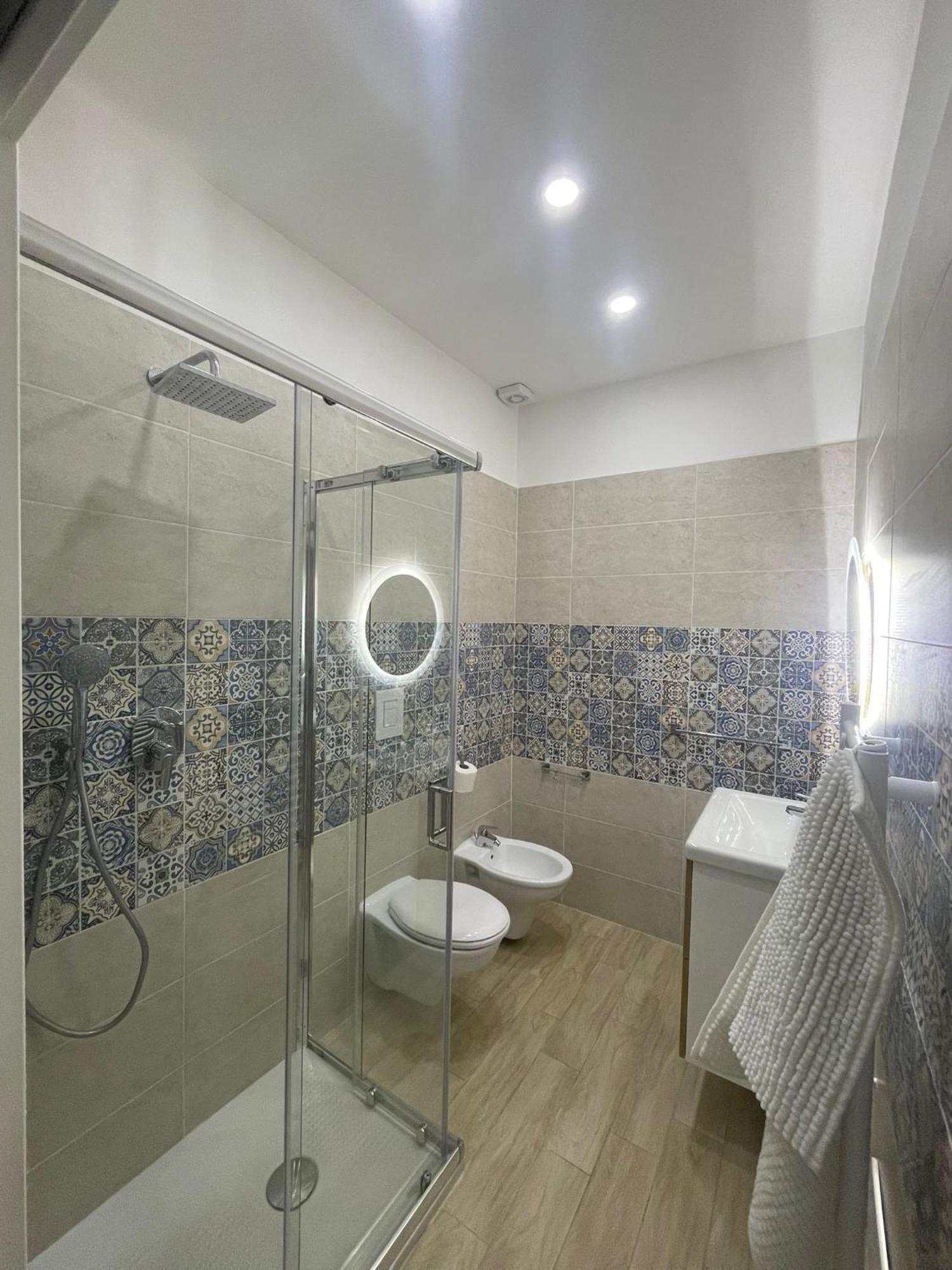 Duomo Luxury Apartment Naples