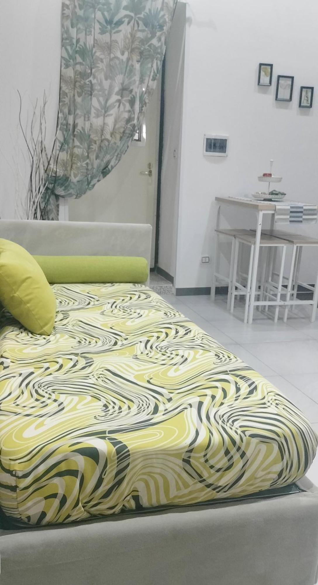 Gianni's Spaccanapoli Apartment Naples