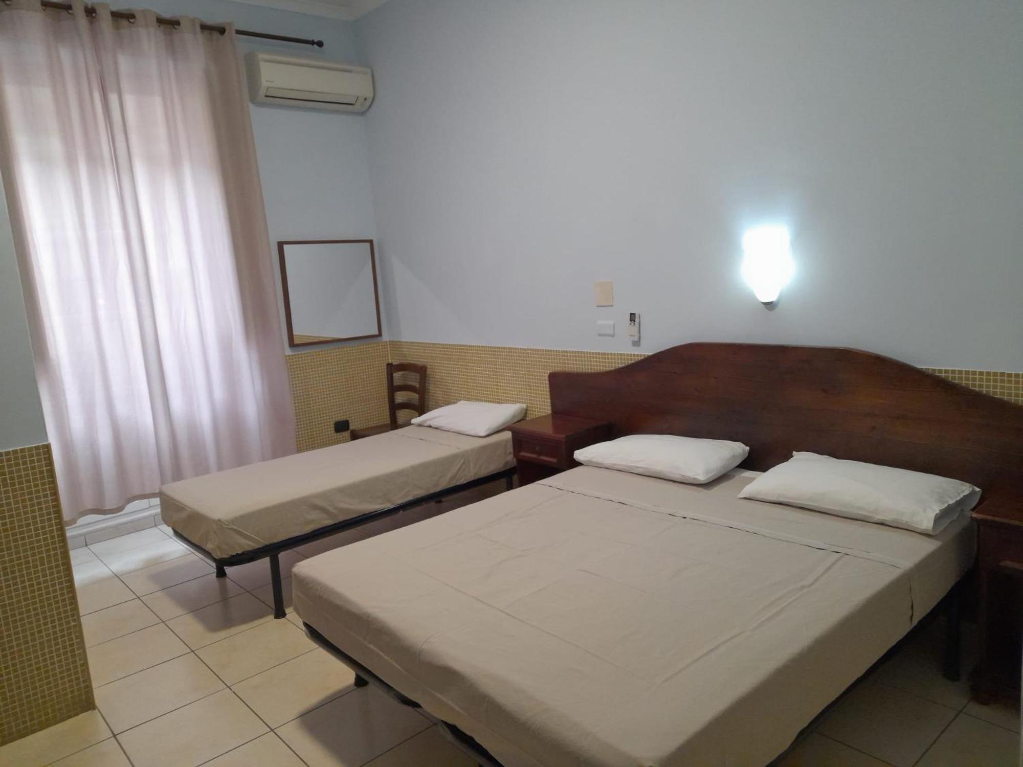 Hotel Hotel Vittorio Veneto Napoli 2*