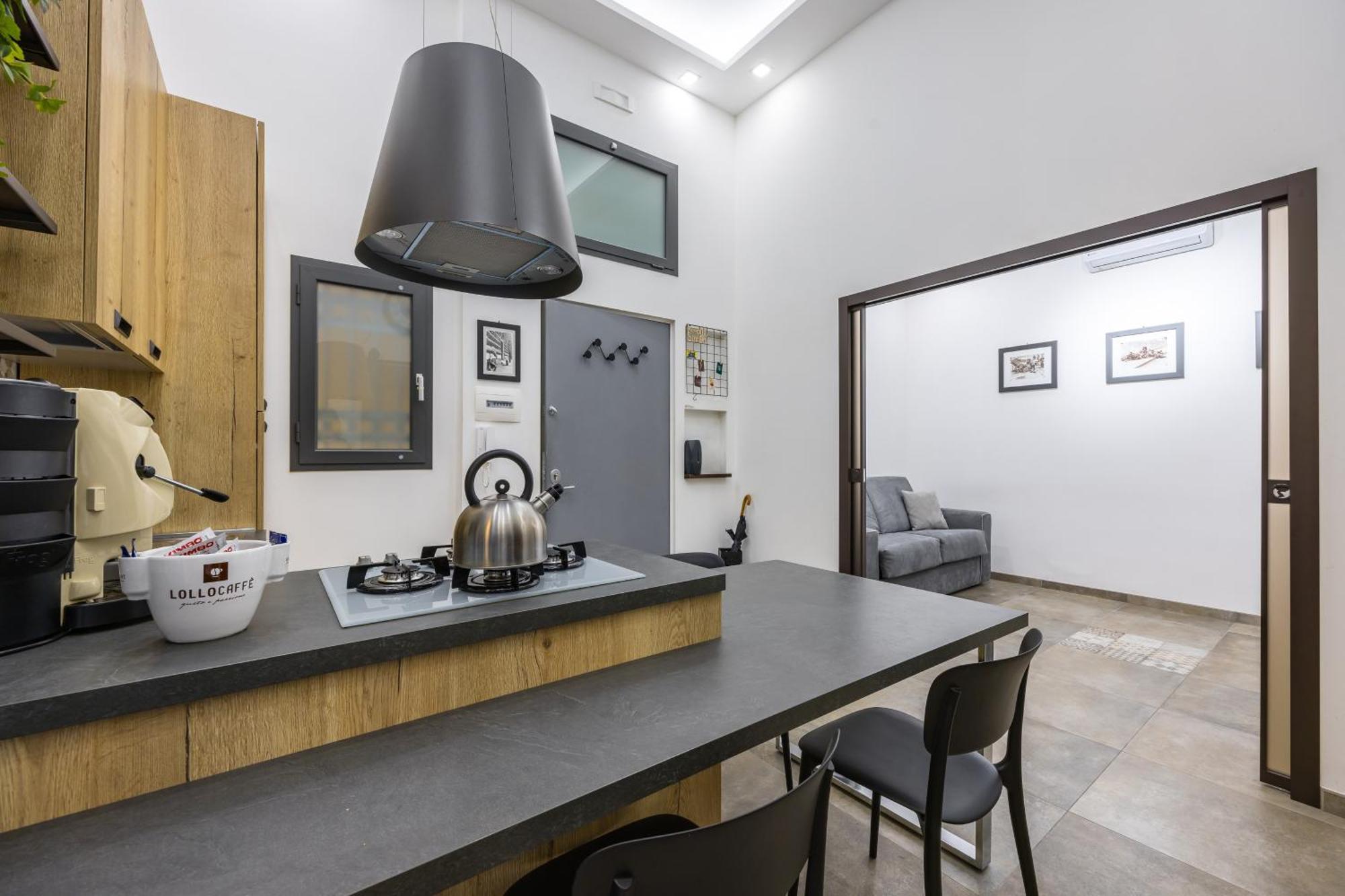 Apartment Palazzo Mormando - Industrial Naples
