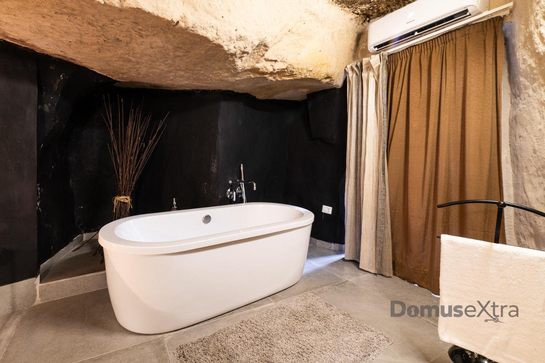 La Casa Nel Tufo By Domusextra Holiday home *