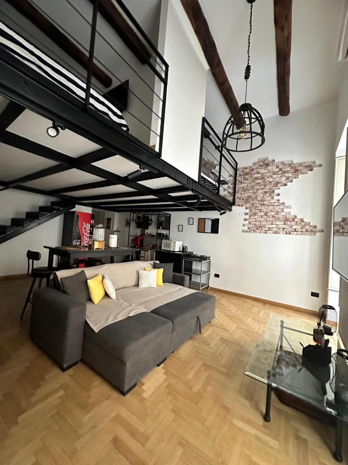 Delta Urban Loft Apartment Naples