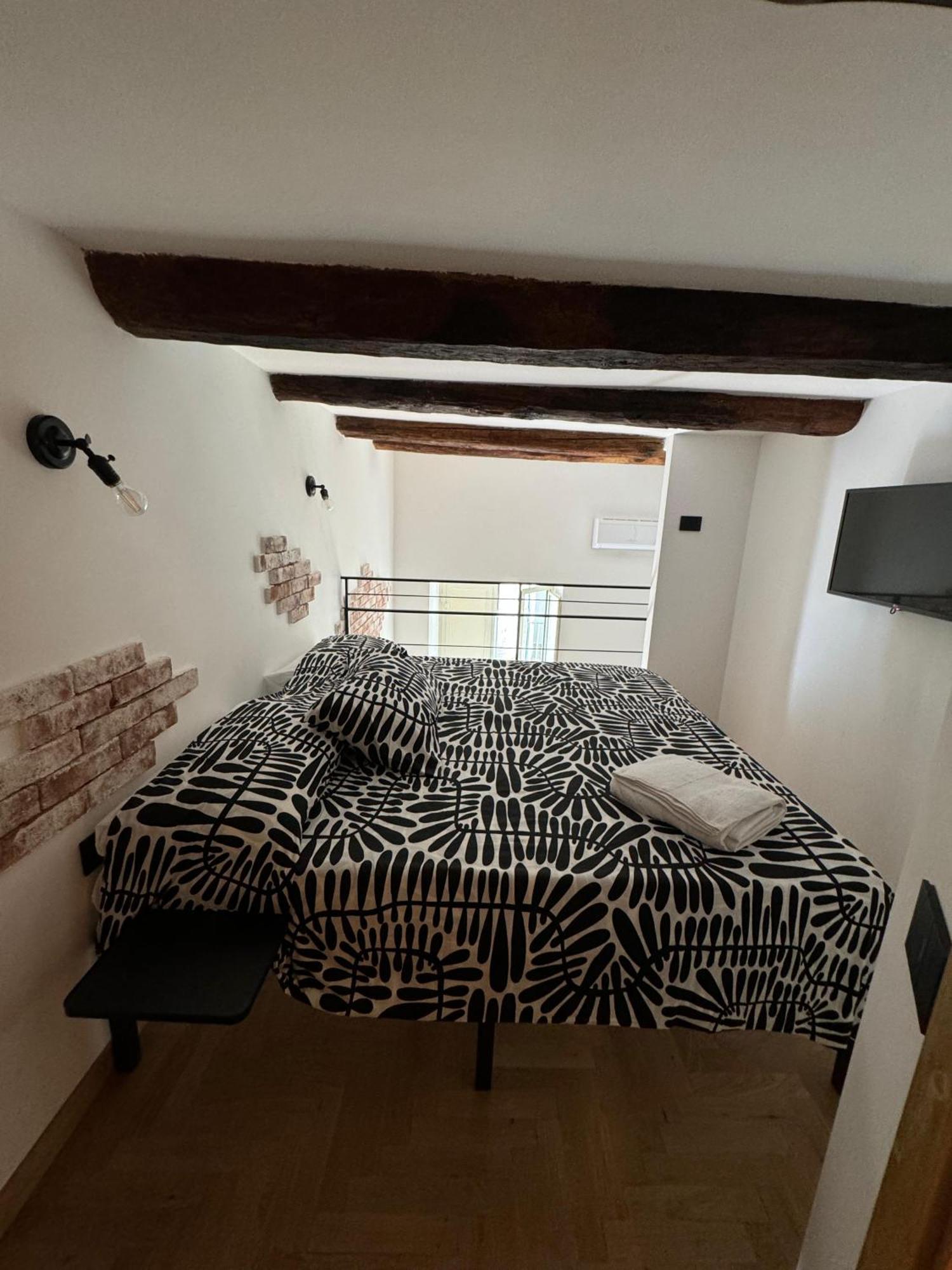 Delta Urban Loft Apartment Naples