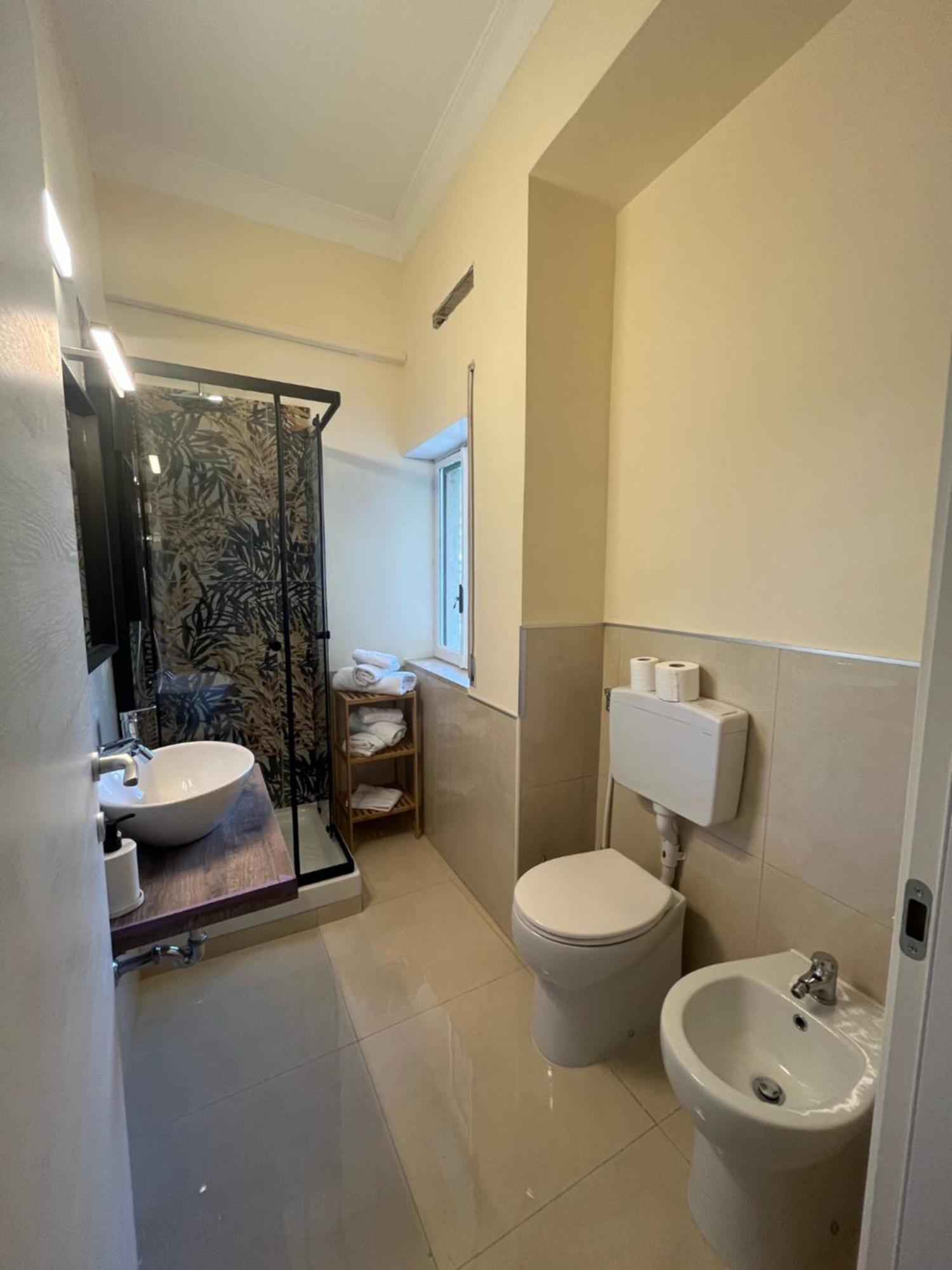 Domus Schipa Bed & Breakfast Naples