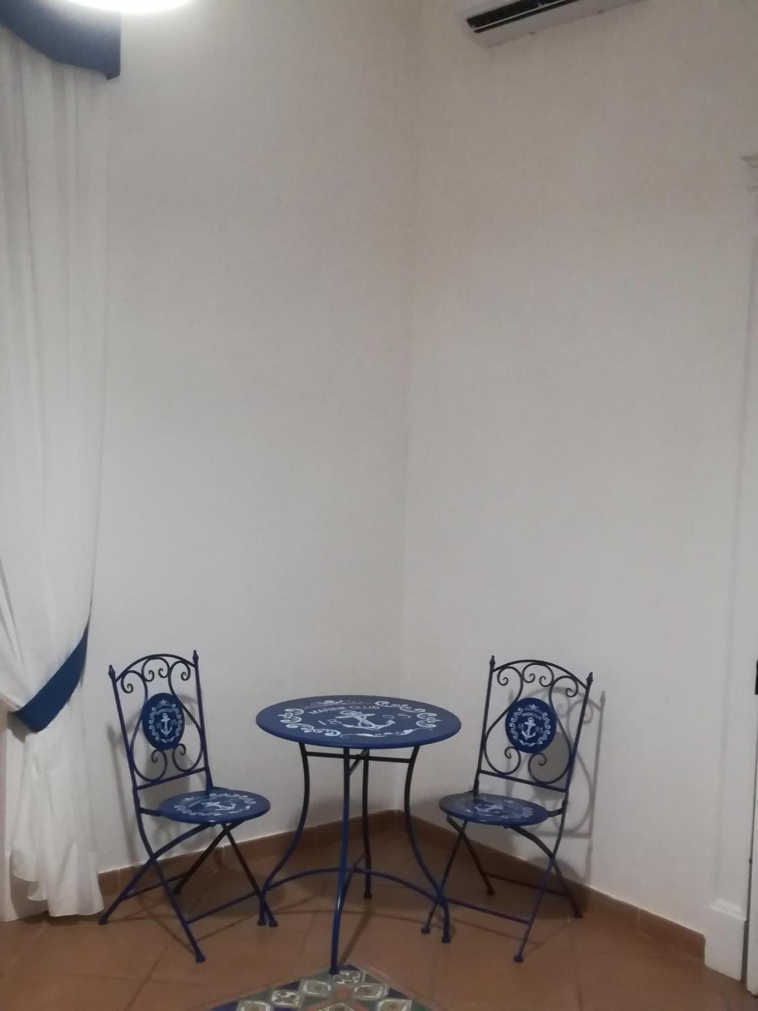 Bed & Breakfast Neapolis Port