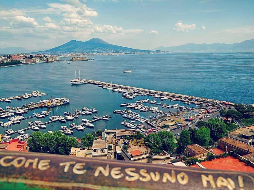 Neapolis Port *