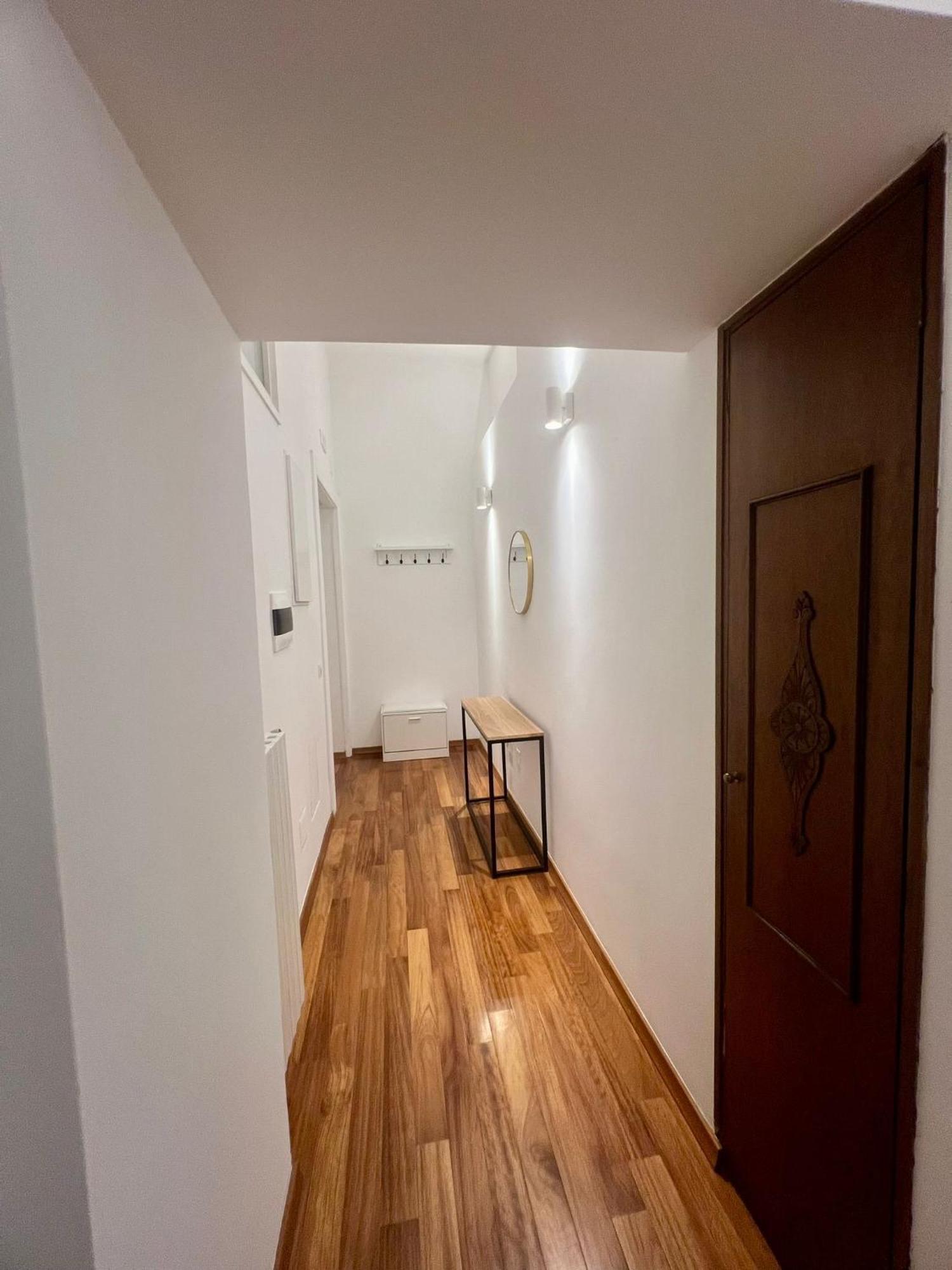 Elegant Vomero Hideaway - Family Friendly Apartment