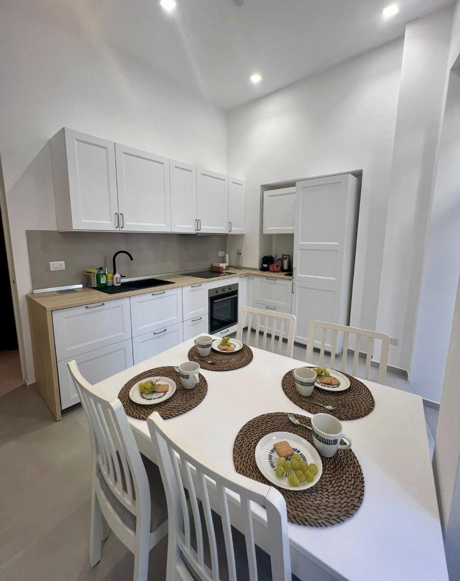 Apartment Elegant Vomero Hideaway - Family Friendly