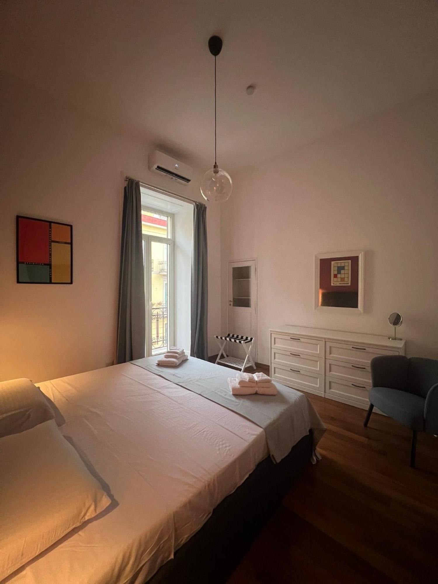 Elegant Vomero Hideaway - Family Friendly