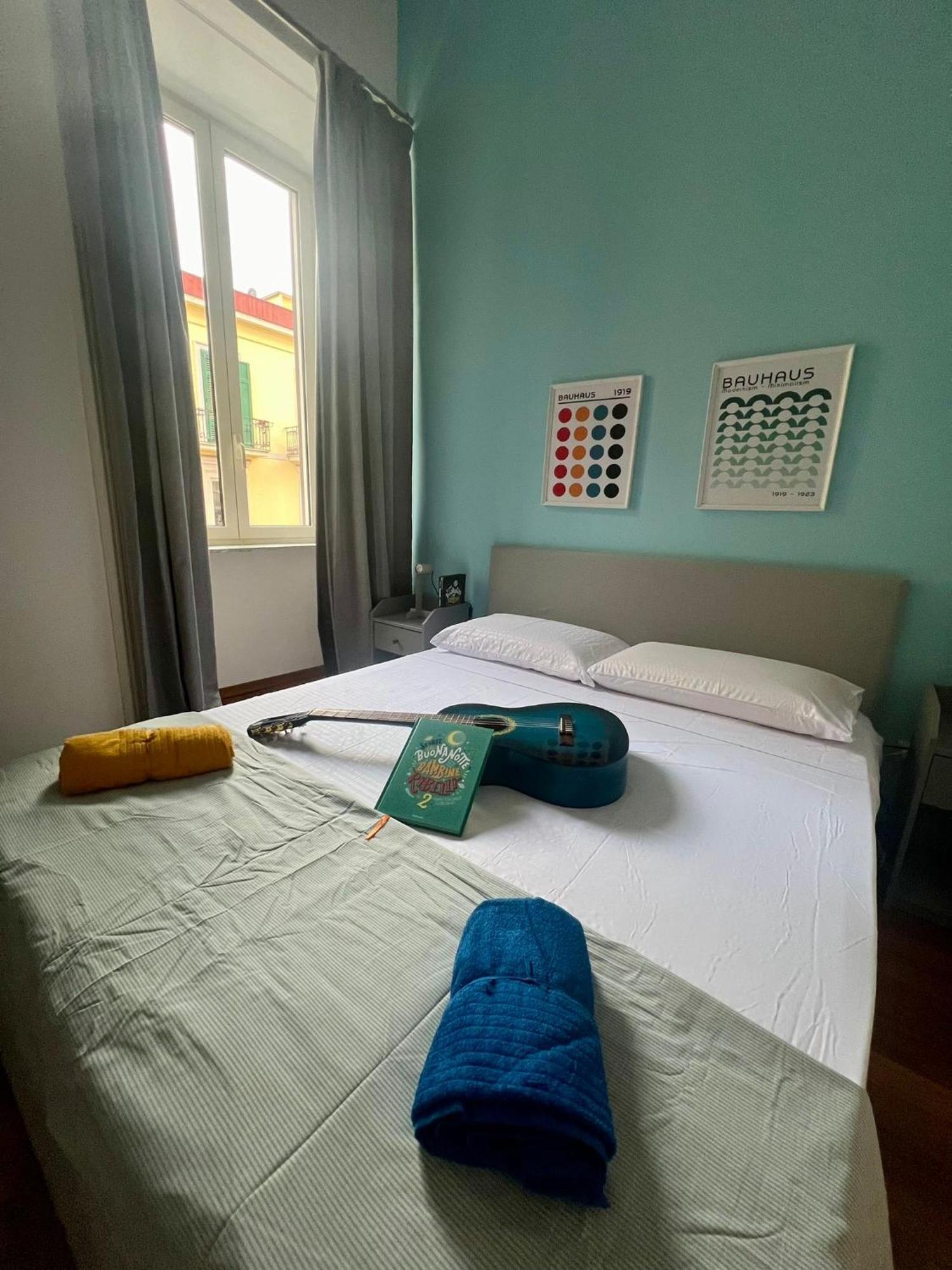 Elegant Vomero Hideaway - Family Friendly Apartment *