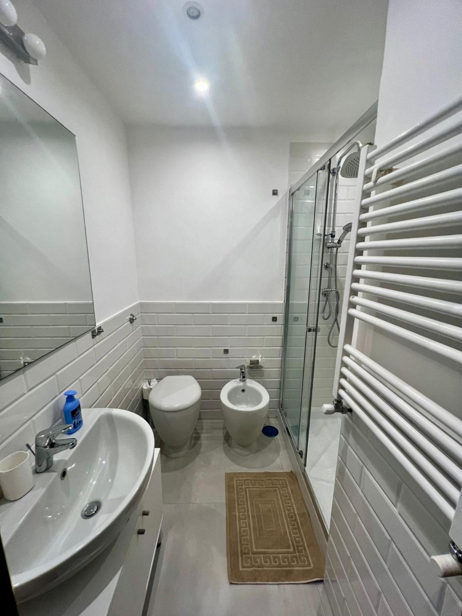 Elegant Vomero Hideaway - Family Friendly Apartment