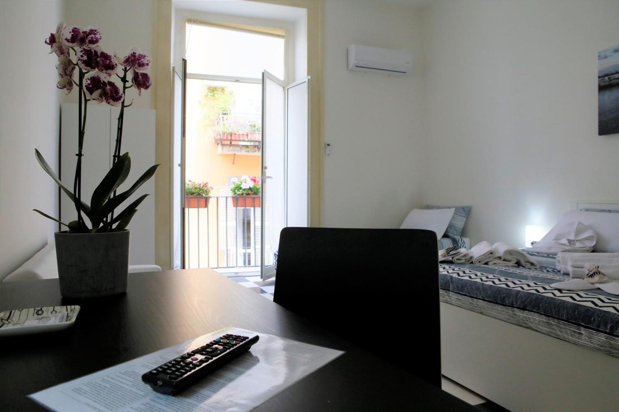 Mb Intera Casa Naples
