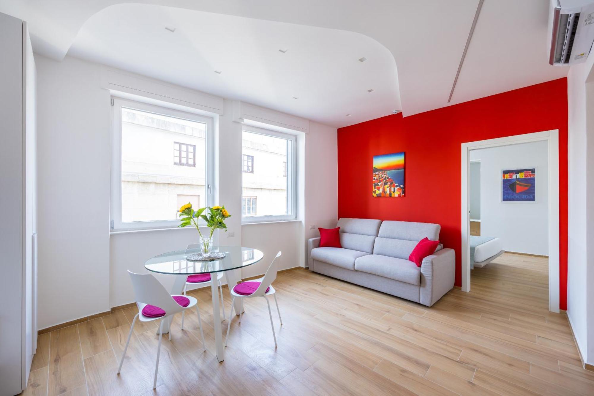 Apartment New In The Heart Of Naples-attwenty-one Coral *