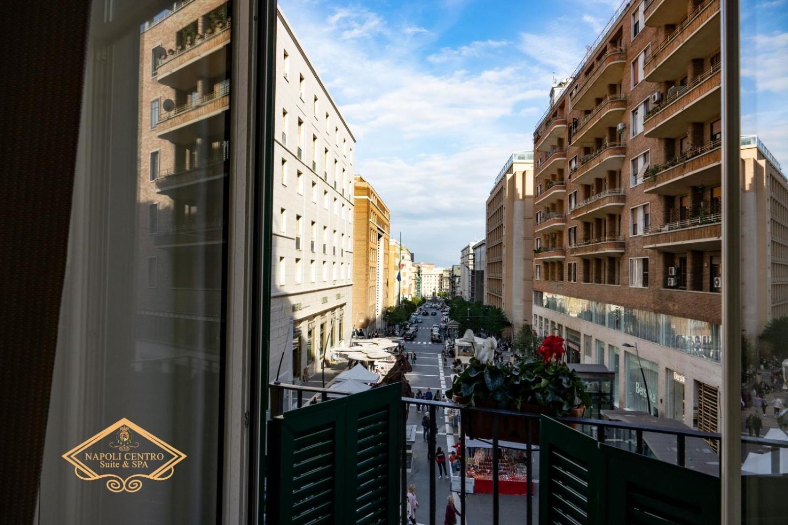 Centro E * Naples