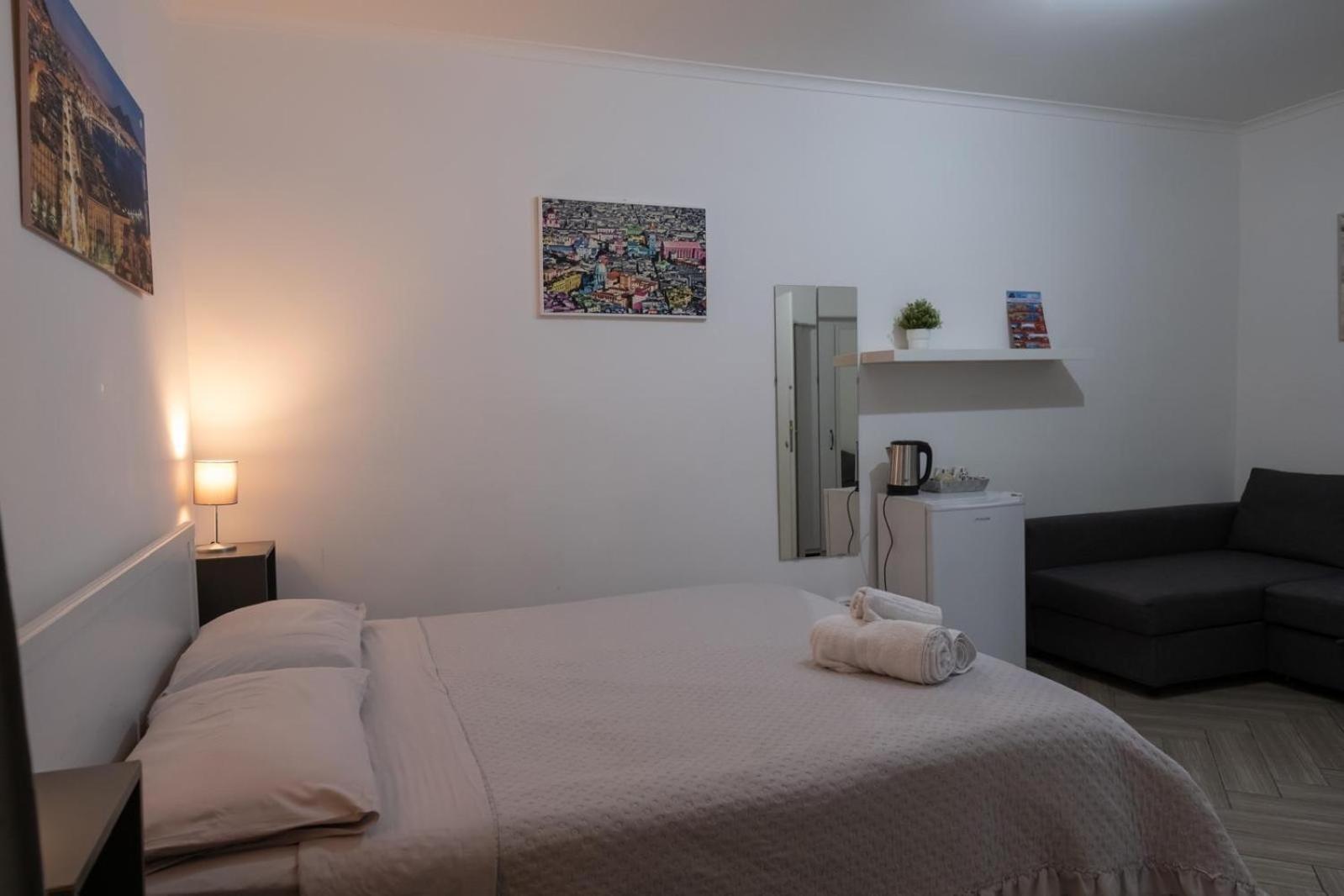 Toledo Road 429 Guest house Naples