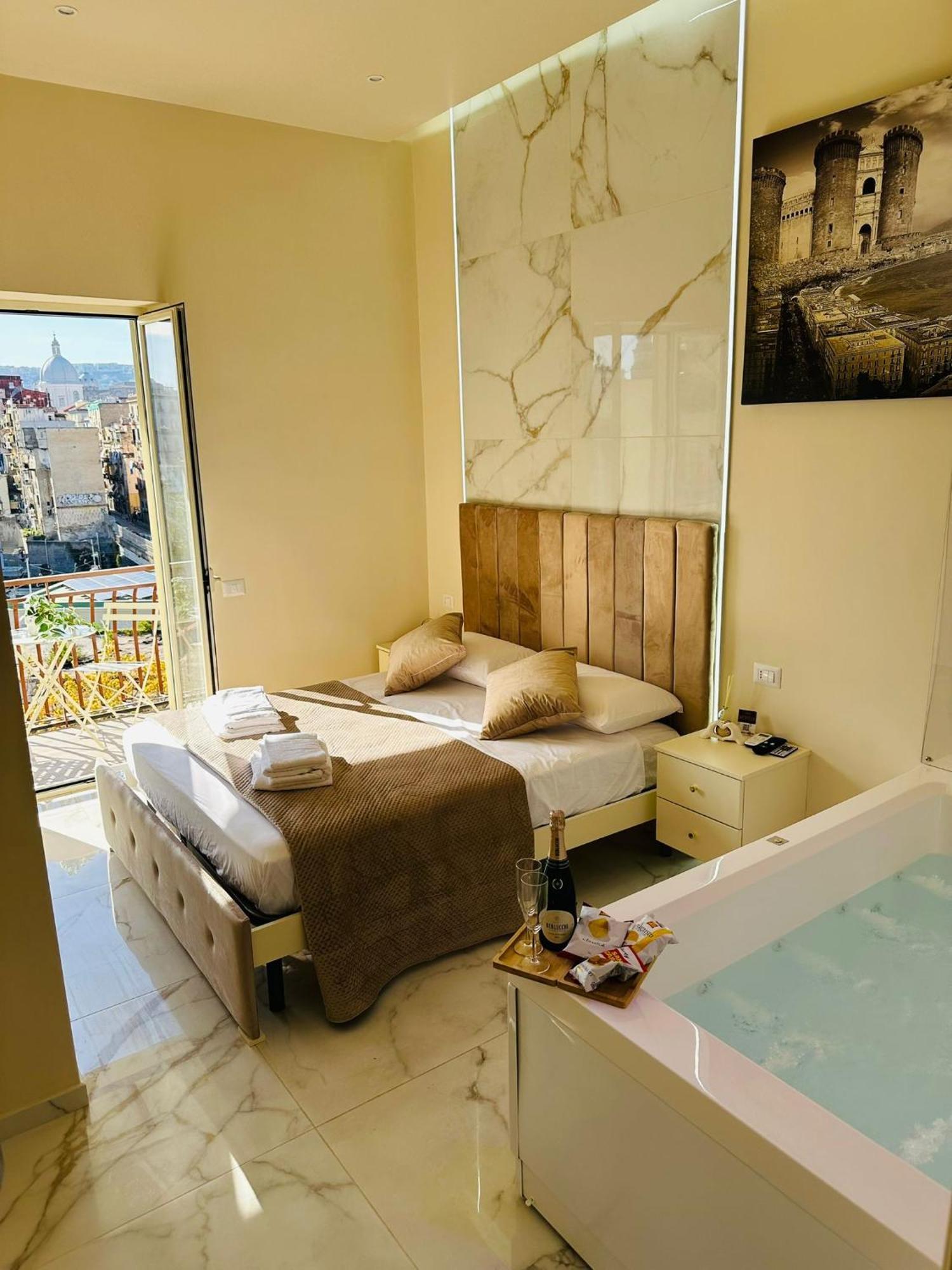 Lovedream Bed & Breakfast Naples