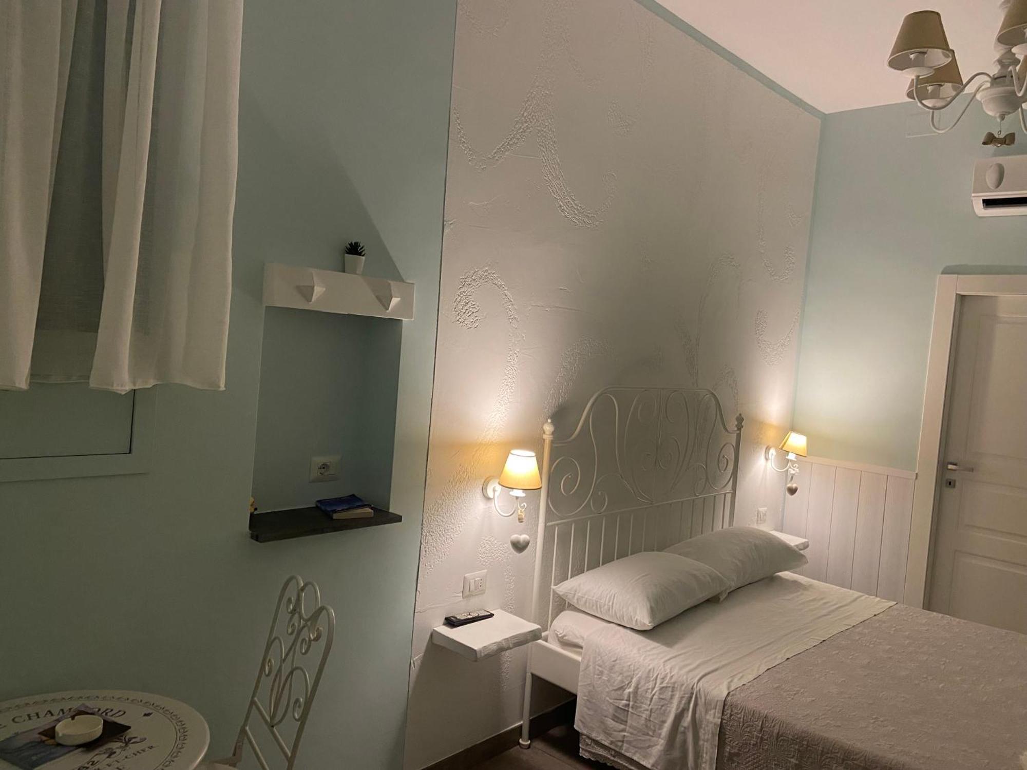 Beb La Gemma Bed & Breakfast Naples