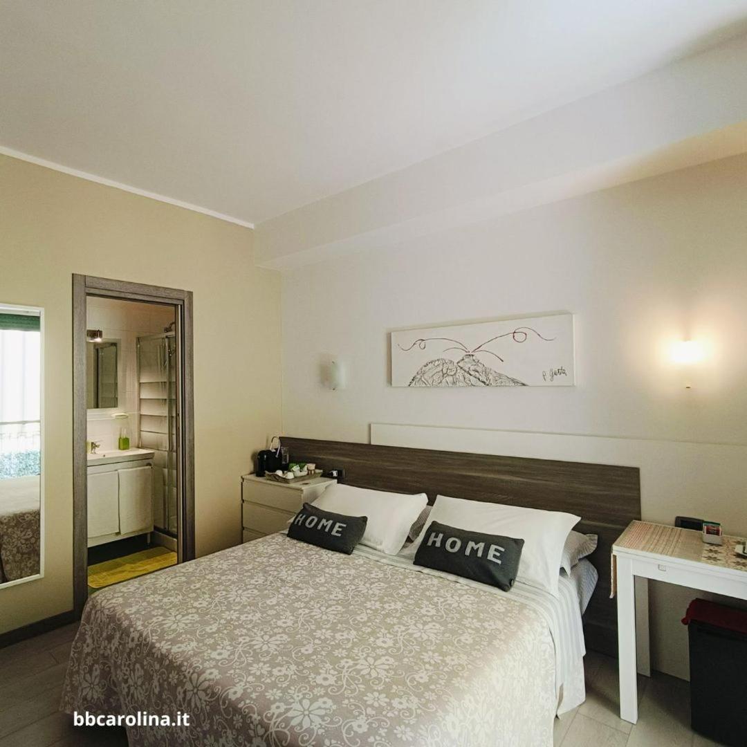 Bed & Breakfast Carolina Napoli-vomero 3*