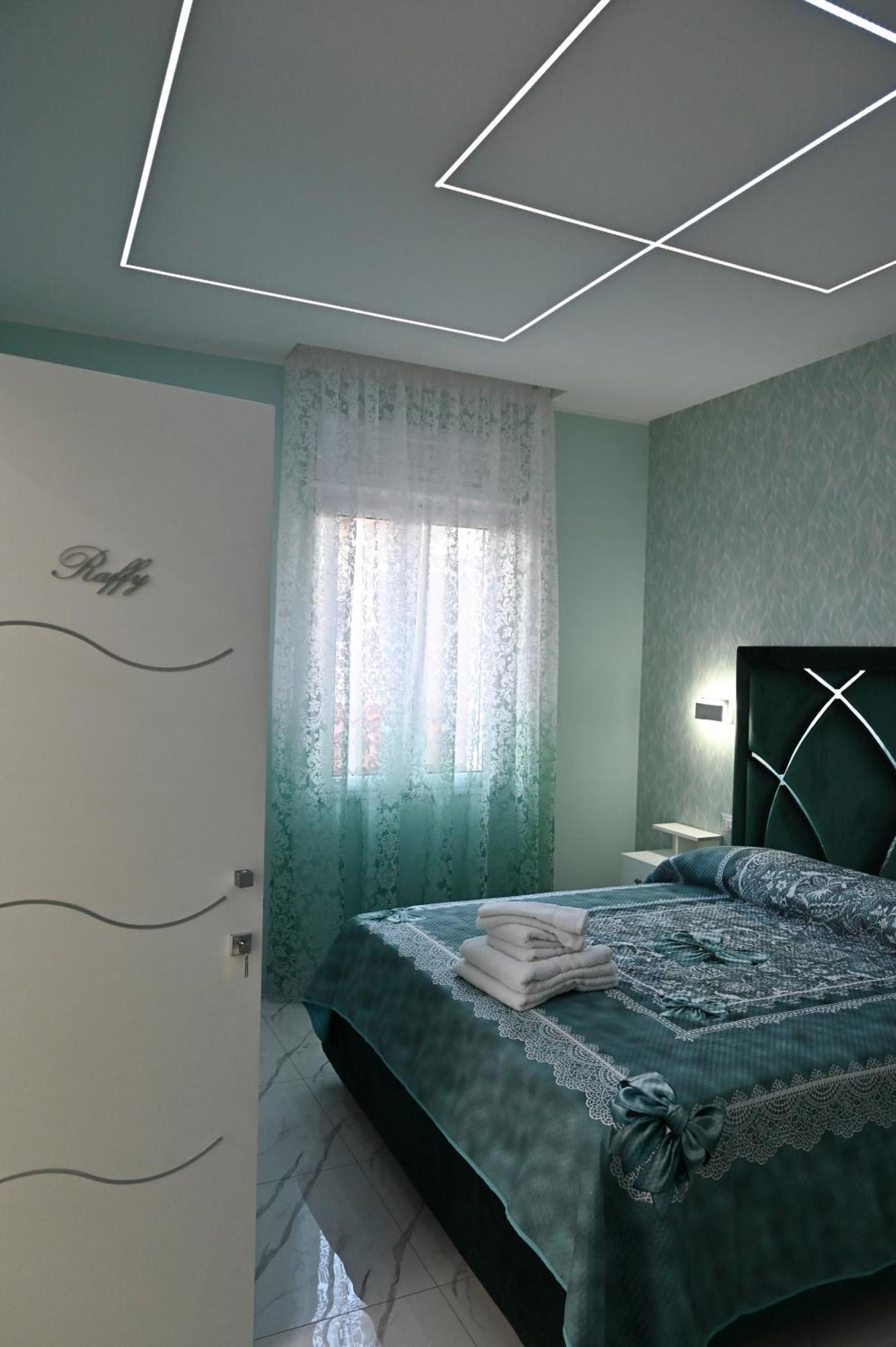 Bebsantaniellohouse1 Bed & Breakfast Naples