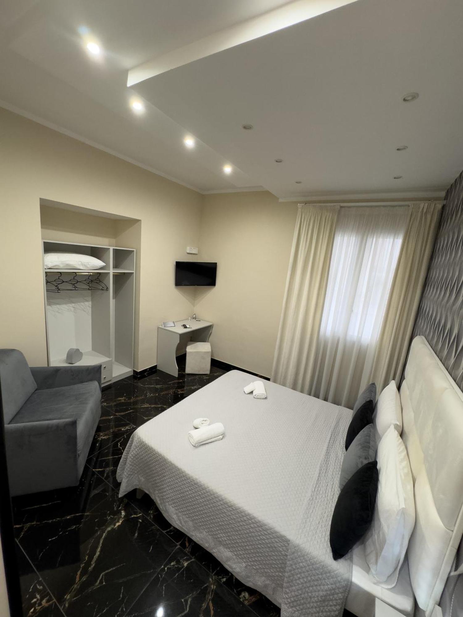 My Luxury Bed & Breakfast Naples