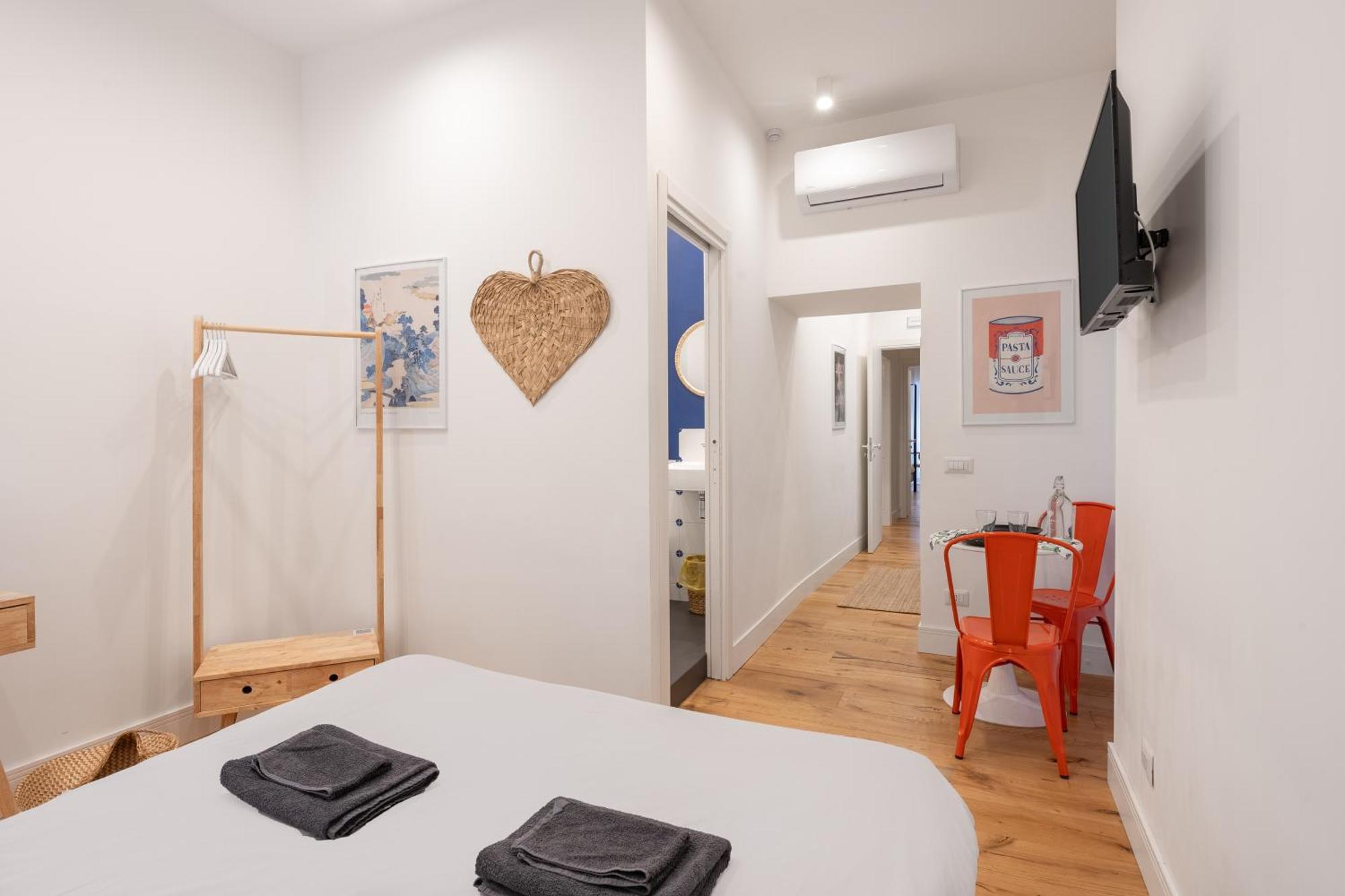 Bed & Breakfast The Idyll Boutique - In Napoli's Spanish Quarters Naples