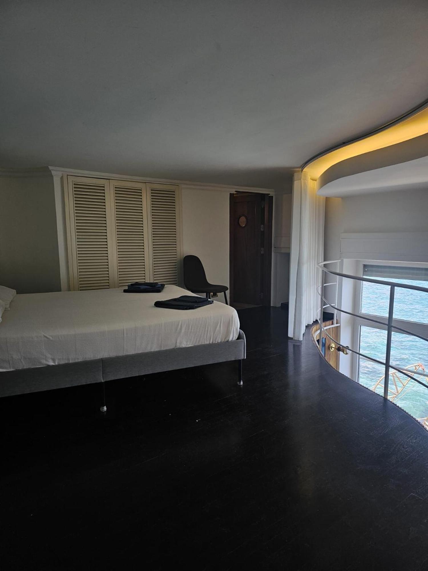 La Casa Sull' Acqua Apartment